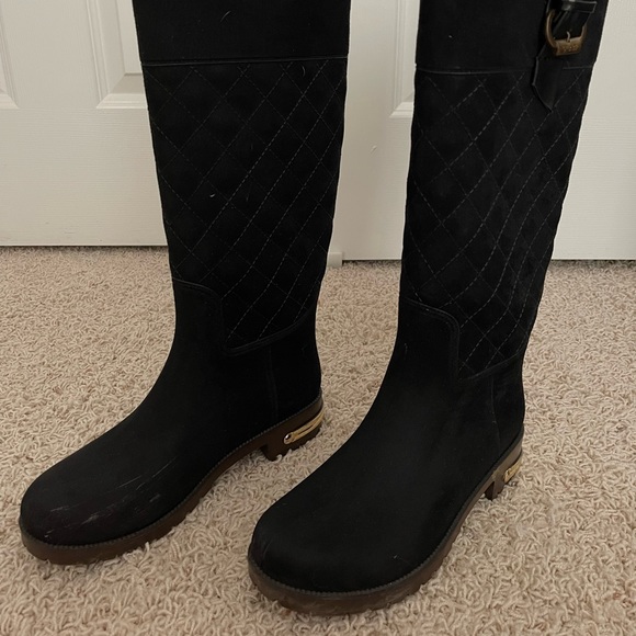 Boots - Picture 2 of 4